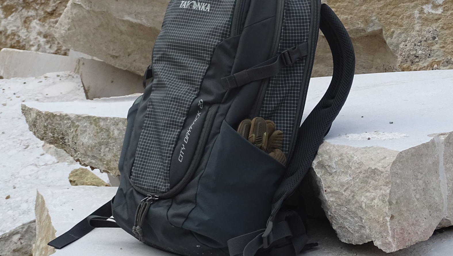 ダイリクロンTYoung ダイリクロンTYoung DAIRIKU YOUNG Embroidery Tee』 – COLDBECK ONLINE